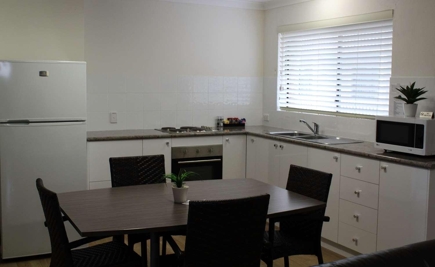 & Aparthotel 3*